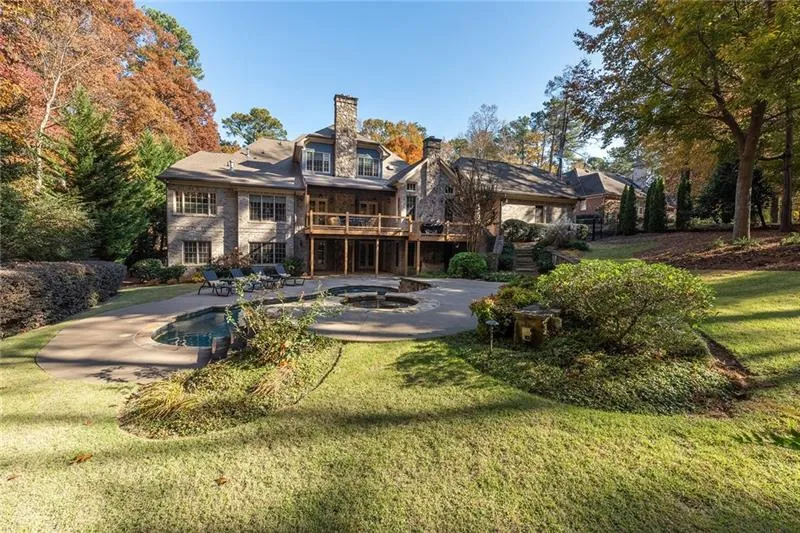 5550 Dupree Drive, Atlanta, Georgia 30327, 5 Bedrooms Bedrooms, ,5 BathroomsBathrooms,Residential,Sold,5550 Dupree Drive,6646715 5550 Dupree Drive, Atlanta, Georgia 30327, 5 Bedrooms Bedrooms, ,5 BathroomsBathrooms,Residential,Sold,5550 Dupree Drive,6646715