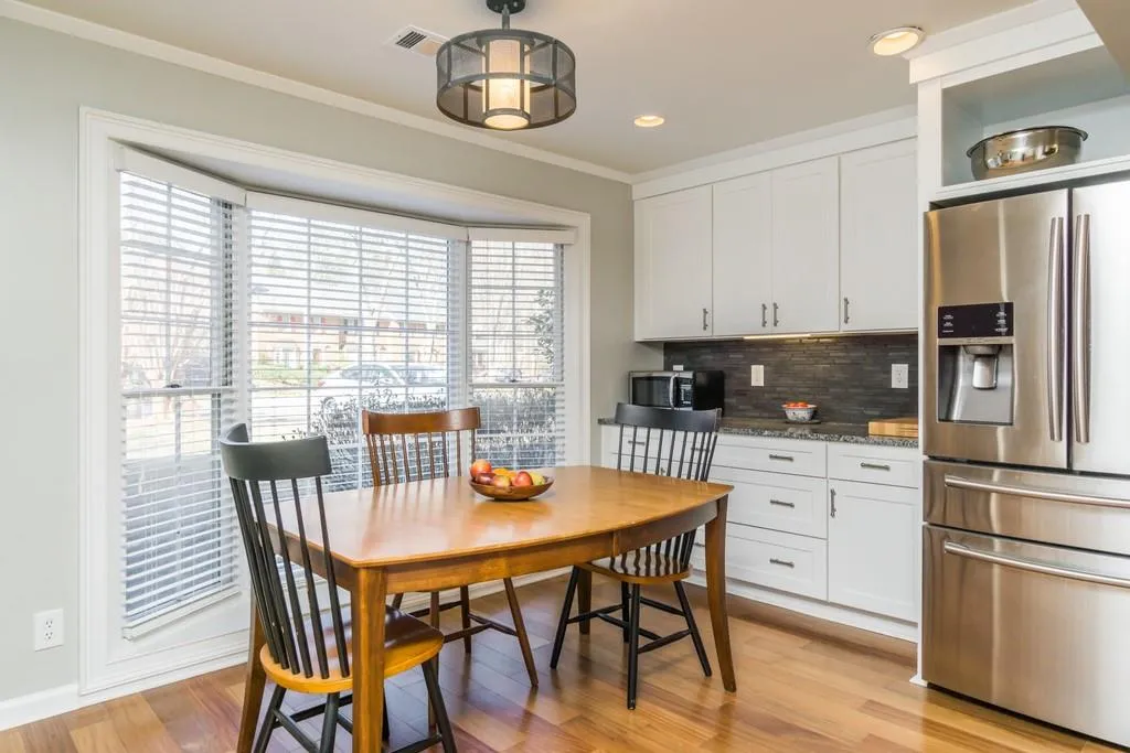 7919 Briar Villa Place, Sandy Springs, Georgia 30350, 2 Bedrooms Bedrooms, ,2 BathroomsBathrooms,Residential,Sold,7919 Briar Villa Place,6669519