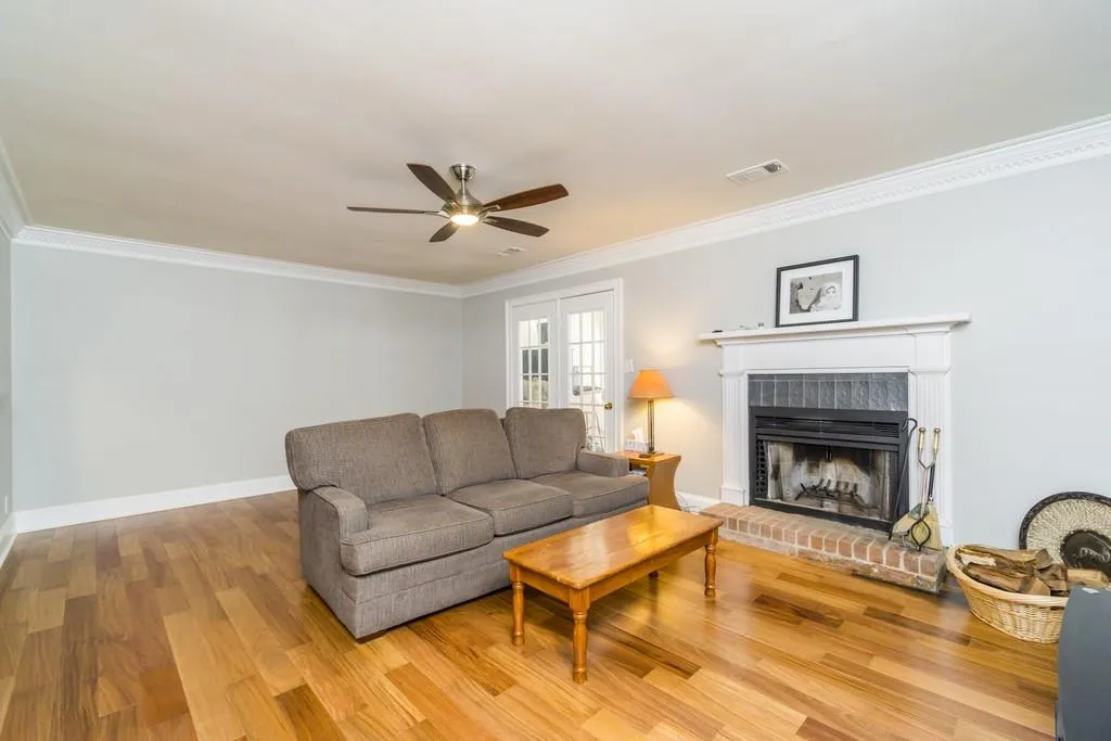 7919 Briar Villa Place, Sandy Springs, Georgia 30350, 2 Bedrooms Bedrooms, ,2 BathroomsBathrooms,Residential,Sold,7919 Briar Villa Place,6669519