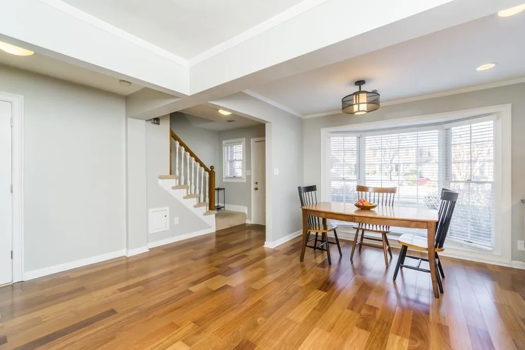 7919 Briar Villa Place, Sandy Springs, Georgia 30350, 2 Bedrooms Bedrooms, ,2 BathroomsBathrooms,Residential,Sold,7919 Briar Villa Place,6669519