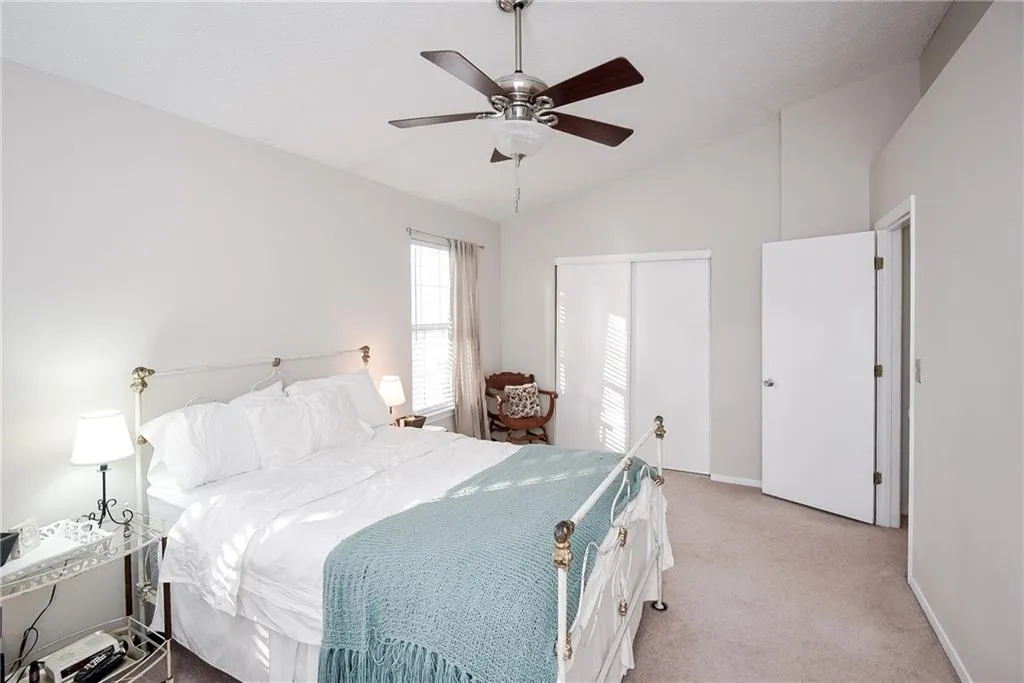 704 Wedgewood Way, Sandy Springs, Georgia 30350, 2 Bedrooms Bedrooms, ,2 BathroomsBathrooms,Residential,Sold,704 Wedgewood Way,5640345