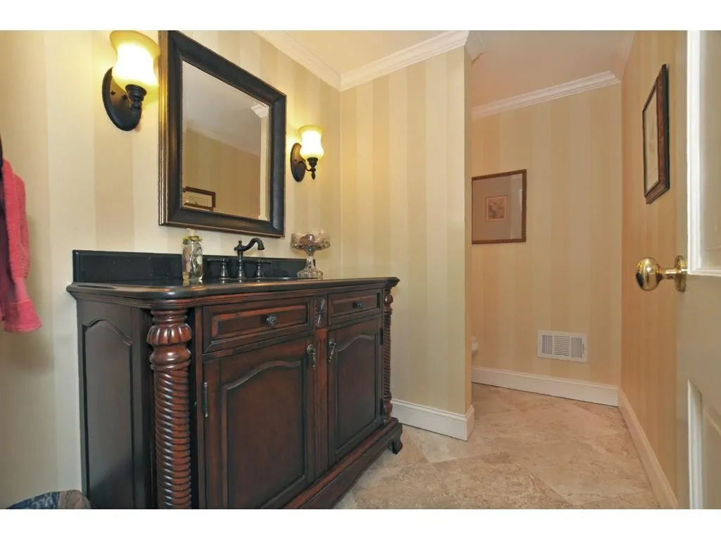 690 Weatherly Lane, Sandy Springs, Georgia 30328, 5 Bedrooms Bedrooms, ,3 BathroomsBathrooms,Residential,Sold,690 Weatherly Lane,6507021