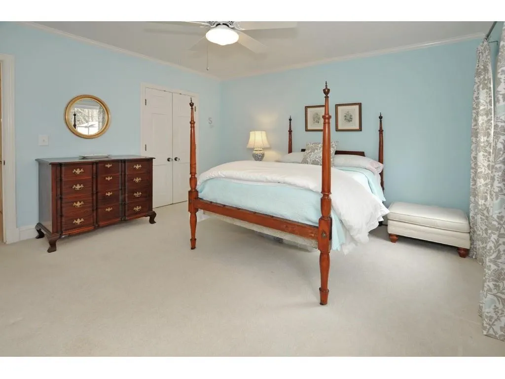 690 Weatherly Lane, Sandy Springs, Georgia 30328, 5 Bedrooms Bedrooms, ,3 BathroomsBathrooms,Residential,Sold,690 Weatherly Lane,6507021