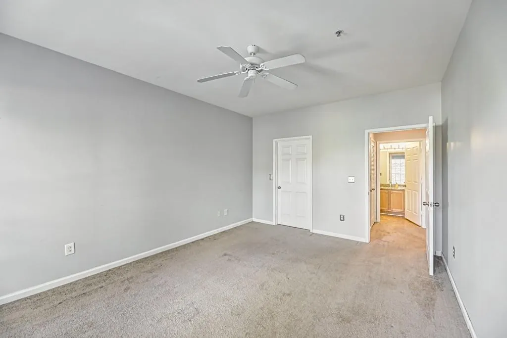 5641 Roswell Road Unit 102, Sandy Springs, Georgia 30342, 1 Bedroom Bedrooms, ,1 BathroomBathrooms,Residential,Sold,5641 Roswell Road Unit 102,6866056