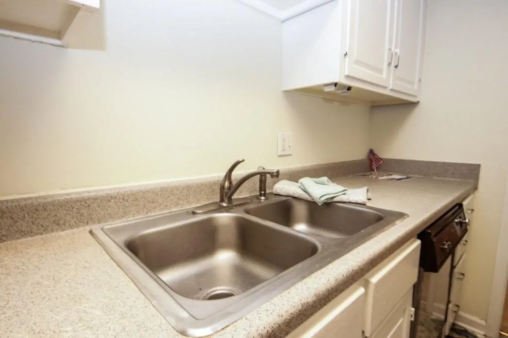 6851 Roswell Road Unit H-18, Sandy Springs, Georgia 30328, 3 Bedrooms Bedrooms, ,2 BathroomsBathrooms,Residential,Sold,6851 Roswell Road Unit H-18,6605312