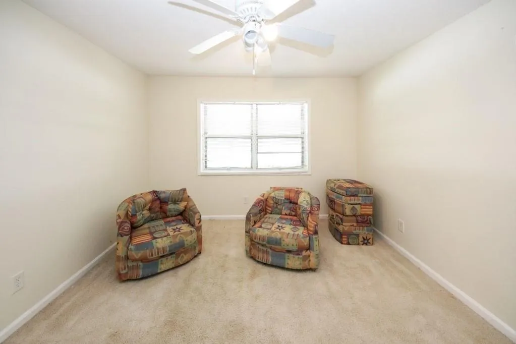 6851 Roswell Road Unit H-18, Sandy Springs, Georgia 30328, 3 Bedrooms Bedrooms, ,2 BathroomsBathrooms,Residential,Sold,6851 Roswell Road Unit H-18,6605312