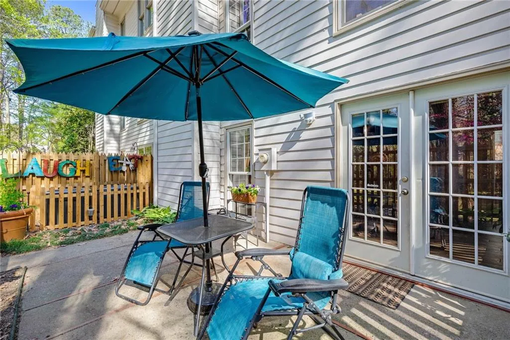 402 Brandywine Circle, Atlanta, Georgia 30350, 4 Bedrooms Bedrooms, ,3 BathroomsBathrooms,Residential,Sold,402 Brandywine Circle,7359250
