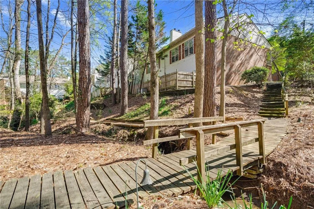 402 Brandywine Circle, Atlanta, Georgia 30350, 4 Bedrooms Bedrooms, ,3 BathroomsBathrooms,Residential,Sold,402 Brandywine Circle,7359250