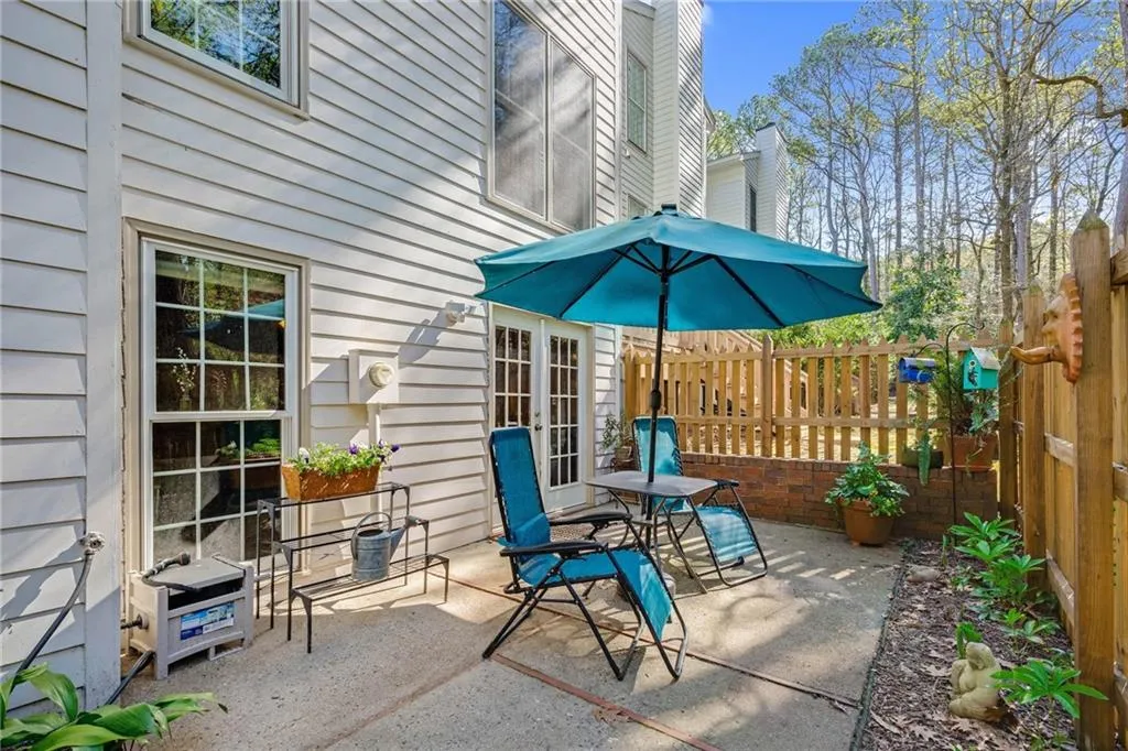 402 Brandywine Circle, Atlanta, Georgia 30350, 4 Bedrooms Bedrooms, ,3 BathroomsBathrooms,Residential,Sold,402 Brandywine Circle,7359250