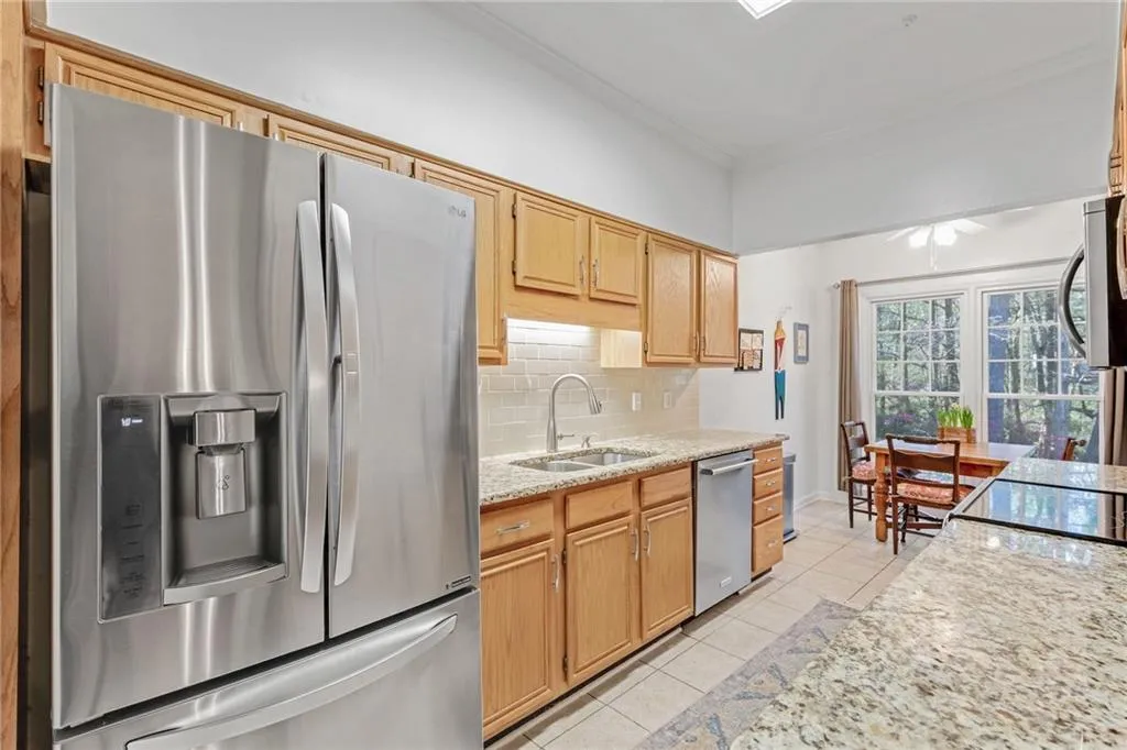 402 Brandywine Circle, Atlanta, Georgia 30350, 4 Bedrooms Bedrooms, ,3 BathroomsBathrooms,Residential,Sold,402 Brandywine Circle,7359250