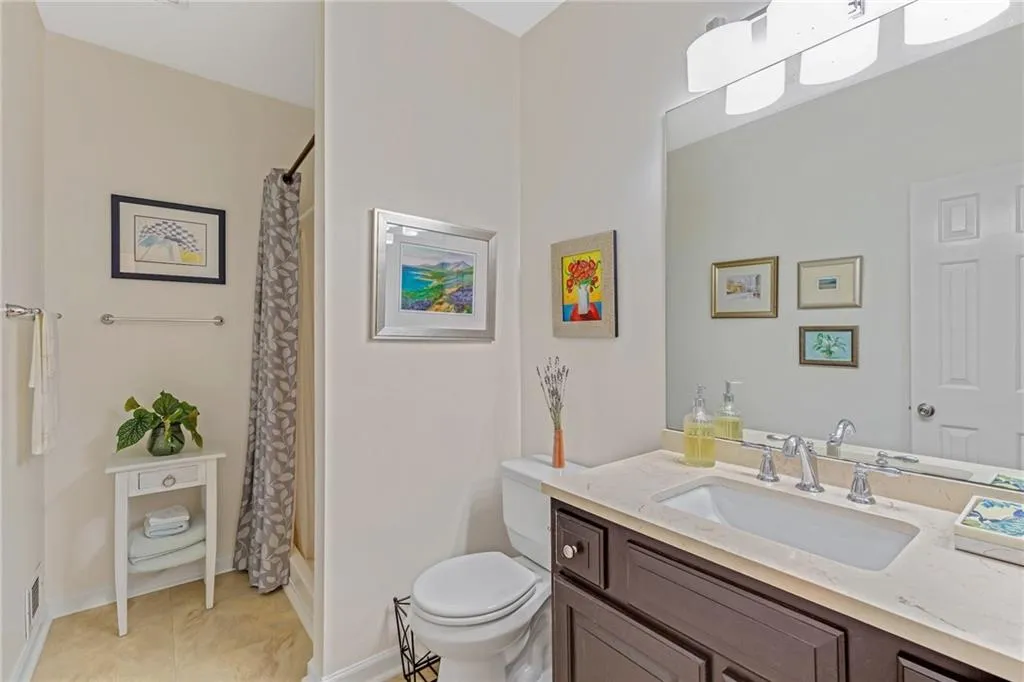 Full bath on main level.