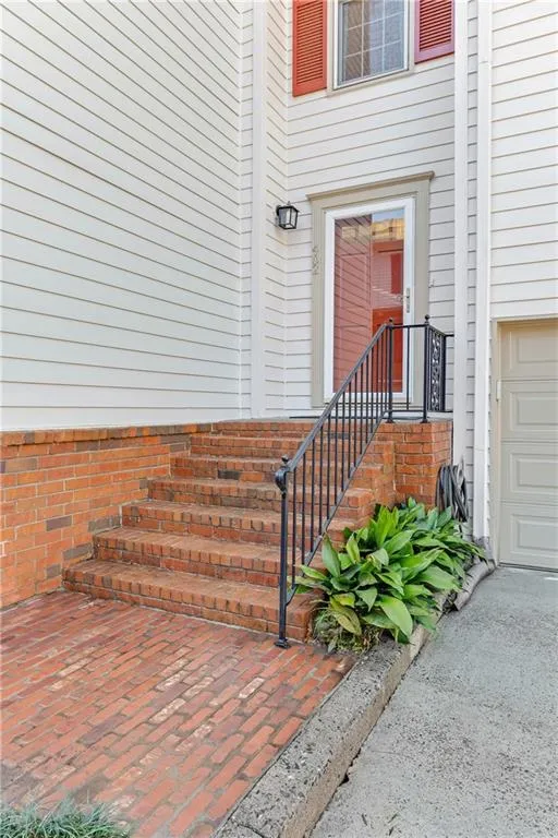 402 Brandywine Circle, Atlanta, Georgia 30350, 4 Bedrooms Bedrooms, ,3 BathroomsBathrooms,Residential,Sold,402 Brandywine Circle,7359250