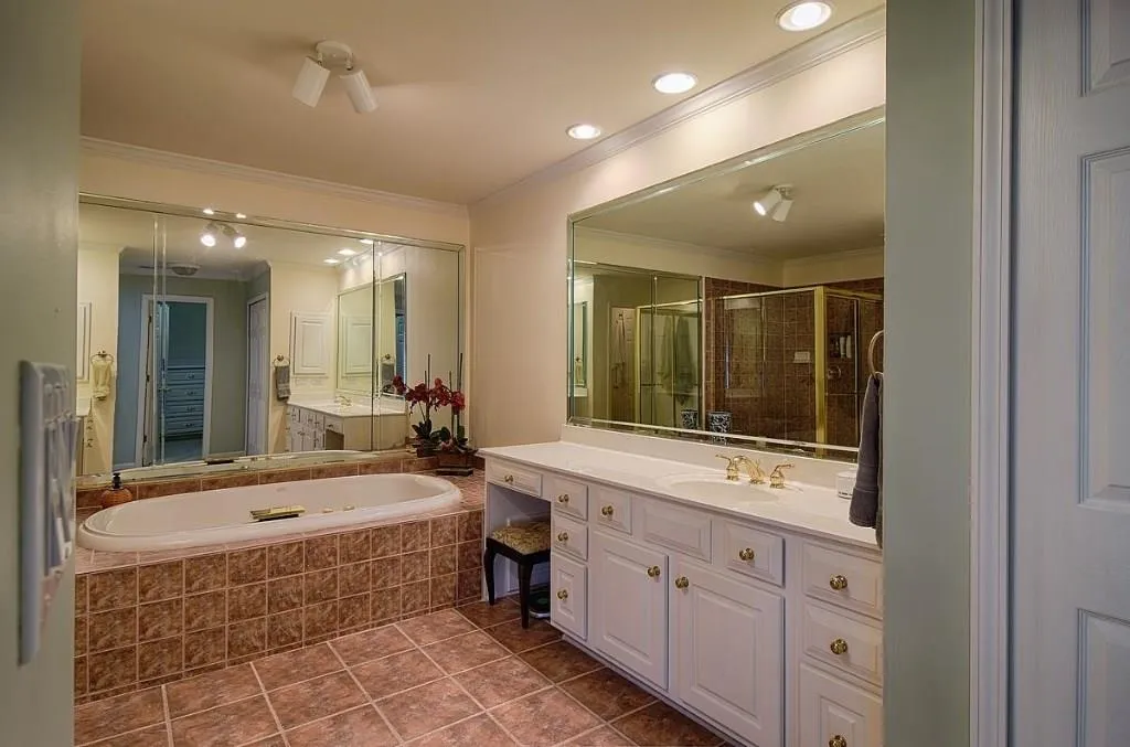 23 Carrington Way, Sandy Springs, Georgia 30328, 3 Bedrooms Bedrooms, ,3 BathroomsBathrooms,Residential,Sold,23 Carrington Way,5613719