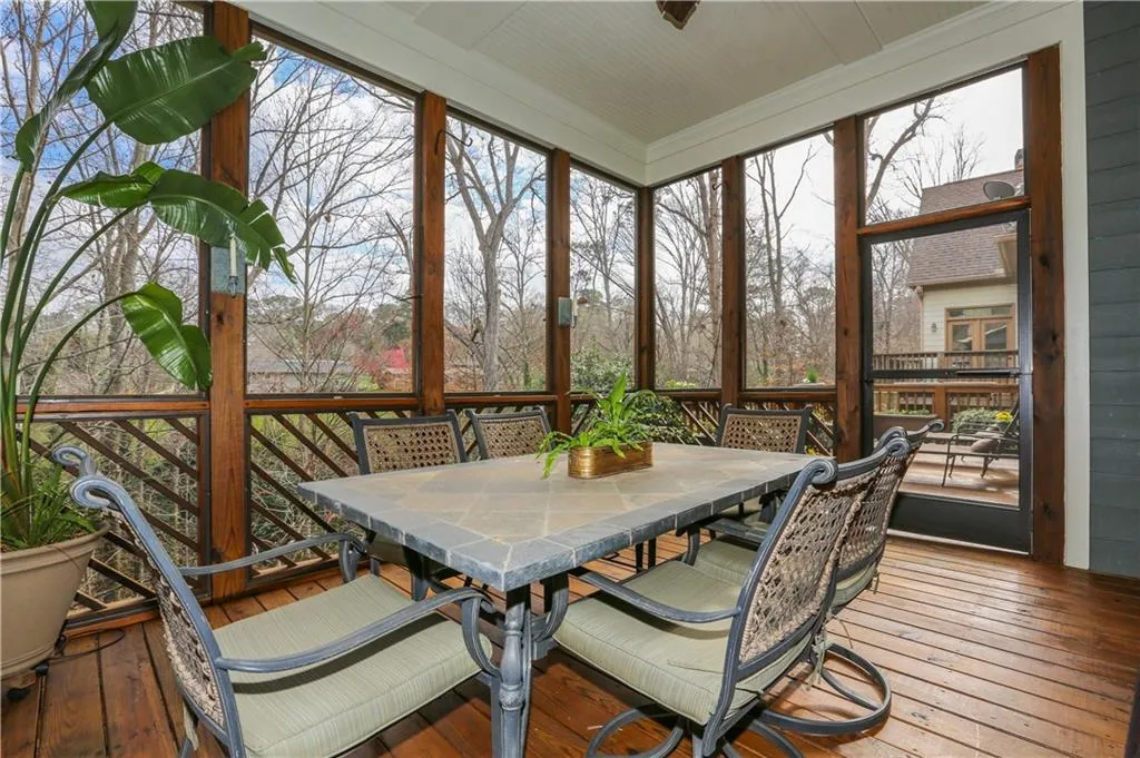 22 High Top Circle, Atlanta, Georgia 30328, 5 Bedrooms Bedrooms, ,4 BathroomsBathrooms,Residential,Sold,22 High Top Circle,5968567