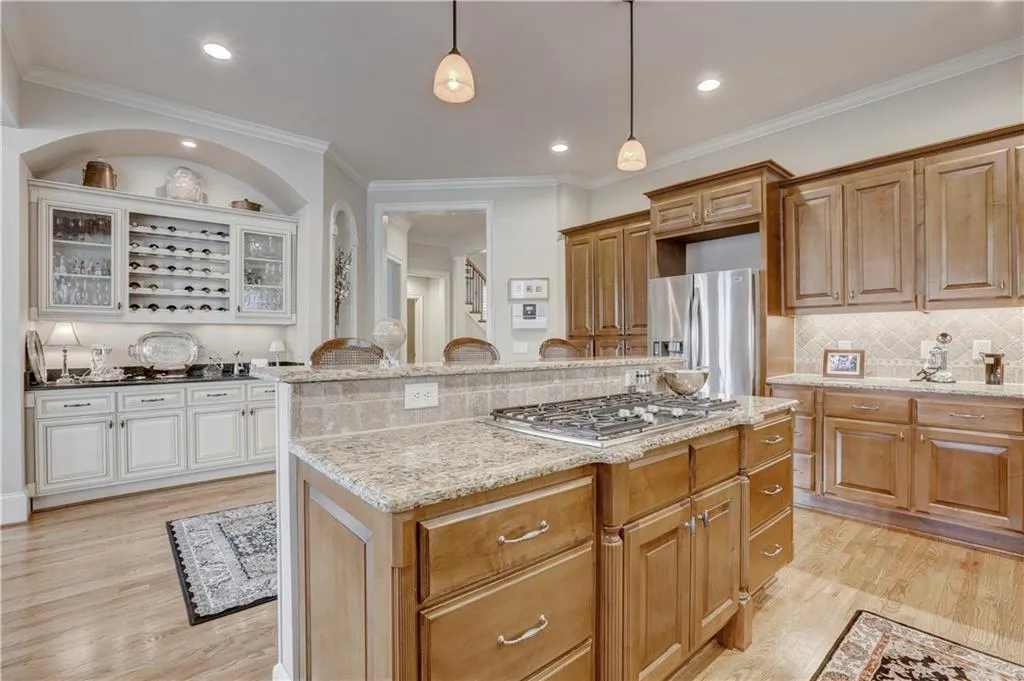 22 High Top Circle, Atlanta, Georgia 30328, 5 Bedrooms Bedrooms, ,4 BathroomsBathrooms,Residential,Sold,22 High Top Circle,5968567