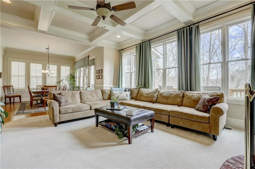22 High Top Circle, Atlanta, Georgia 30328, 5 Bedrooms Bedrooms, ,4 BathroomsBathrooms,Residential,Sold,22 High Top Circle,5968567