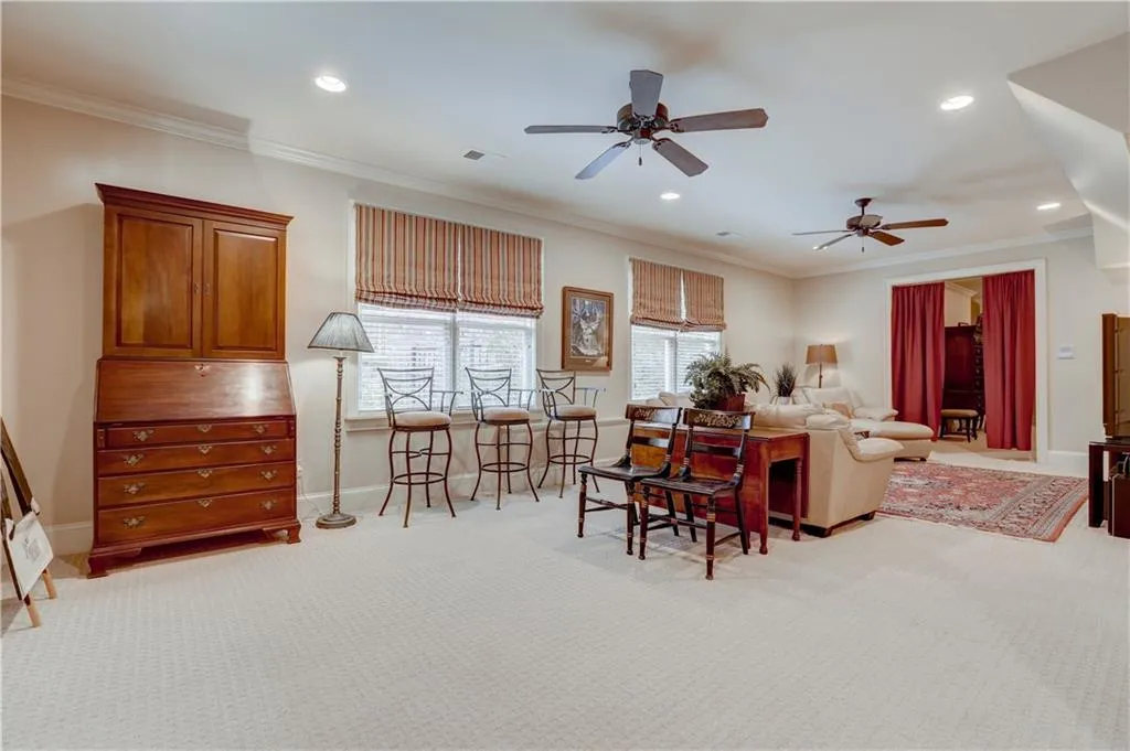 22 High Top Circle, Atlanta, Georgia 30328, 5 Bedrooms Bedrooms, ,4 BathroomsBathrooms,Residential,Sold,22 High Top Circle,5968567