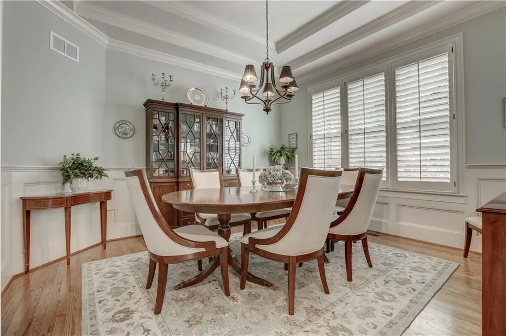 22 High Top Circle, Atlanta, Georgia 30328, 5 Bedrooms Bedrooms, ,4 BathroomsBathrooms,Residential,Sold,22 High Top Circle,5968567