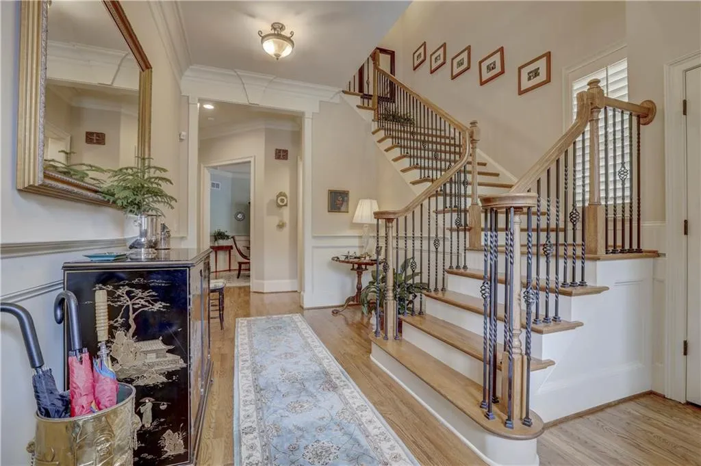 22 High Top Circle, Atlanta, Georgia 30328, 5 Bedrooms Bedrooms, ,4 BathroomsBathrooms,Residential,Sold,22 High Top Circle,5968567