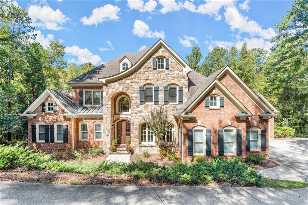 8390 Jett Ferry Road, Sandy Springs, Georgia 30350, 6 Bedrooms Bedrooms, ,6 BathroomsBathrooms,Residential,Sold,8390 Jett Ferry Road,7286534