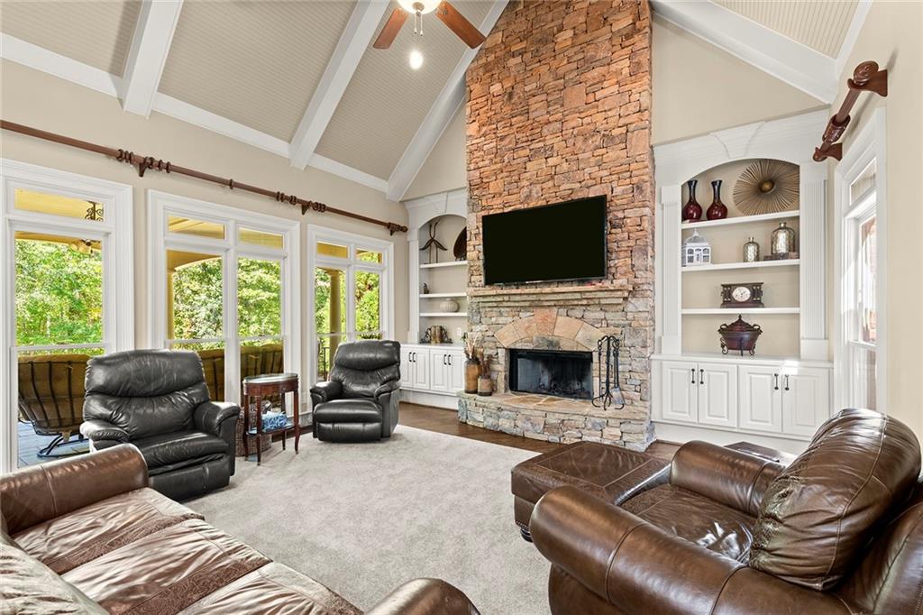 8390 Jett Ferry Road, Sandy Springs, Georgia 30350, 6 Bedrooms Bedrooms, ,6 BathroomsBathrooms,Residential,Sold,8390 Jett Ferry Road,7286534