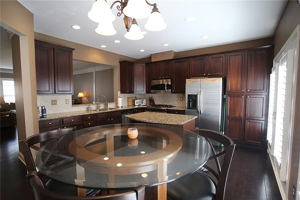5044 Ridgemont Walk Se, Atlanta, Georgia 30339, 3 Bedrooms Bedrooms, ,3 BathroomsBathrooms,Residential,Sold,5044 Ridgemont Walk Se,6010117
