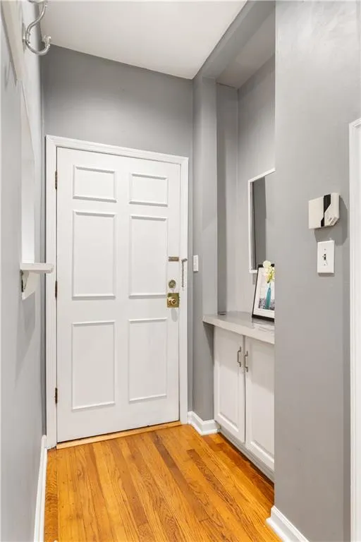 1100 Piedmont Avenue Ne Unit 5, Atlanta, Georgia 30309, 1 Bedroom Bedrooms, ,2 BathroomsBathrooms,Residential,For Sale,1100 Piedmont Avenue Ne Unit 5,7637121