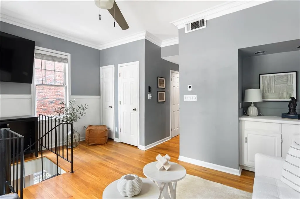 1100 Piedmont Avenue Ne Unit 5, Atlanta, Georgia 30309, 1 Bedroom Bedrooms, ,2 BathroomsBathrooms,Residential,For Sale,1100 Piedmont Avenue Ne Unit 5,7637121