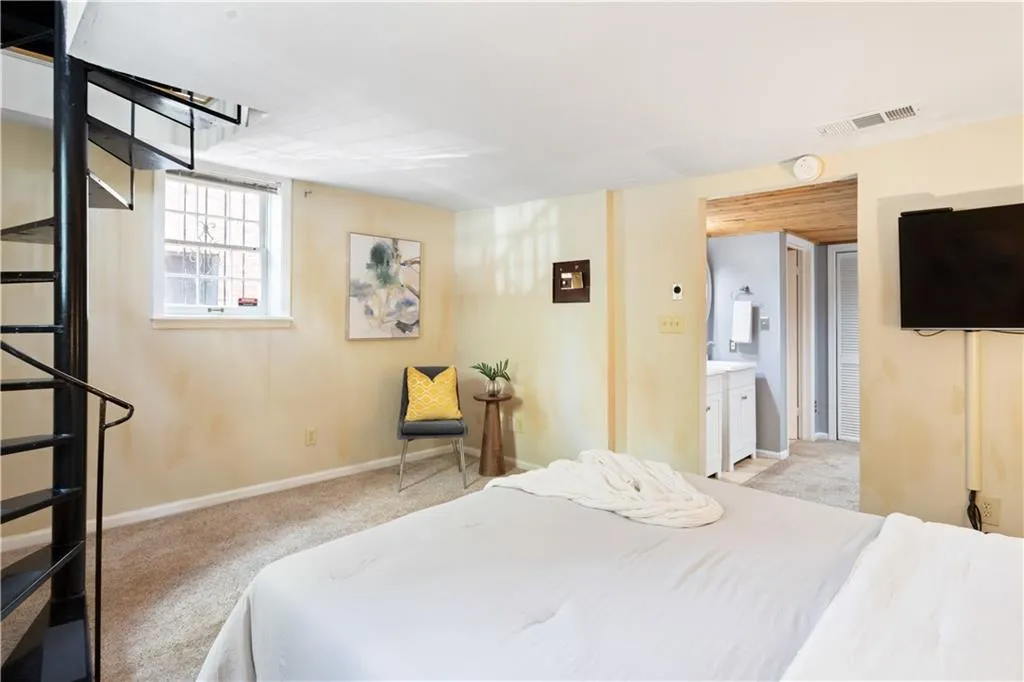 1100 Piedmont Avenue Ne Unit 5, Atlanta, Georgia 30309, 1 Bedroom Bedrooms, ,2 BathroomsBathrooms,Residential,For Sale,1100 Piedmont Avenue Ne Unit 5,7637121
