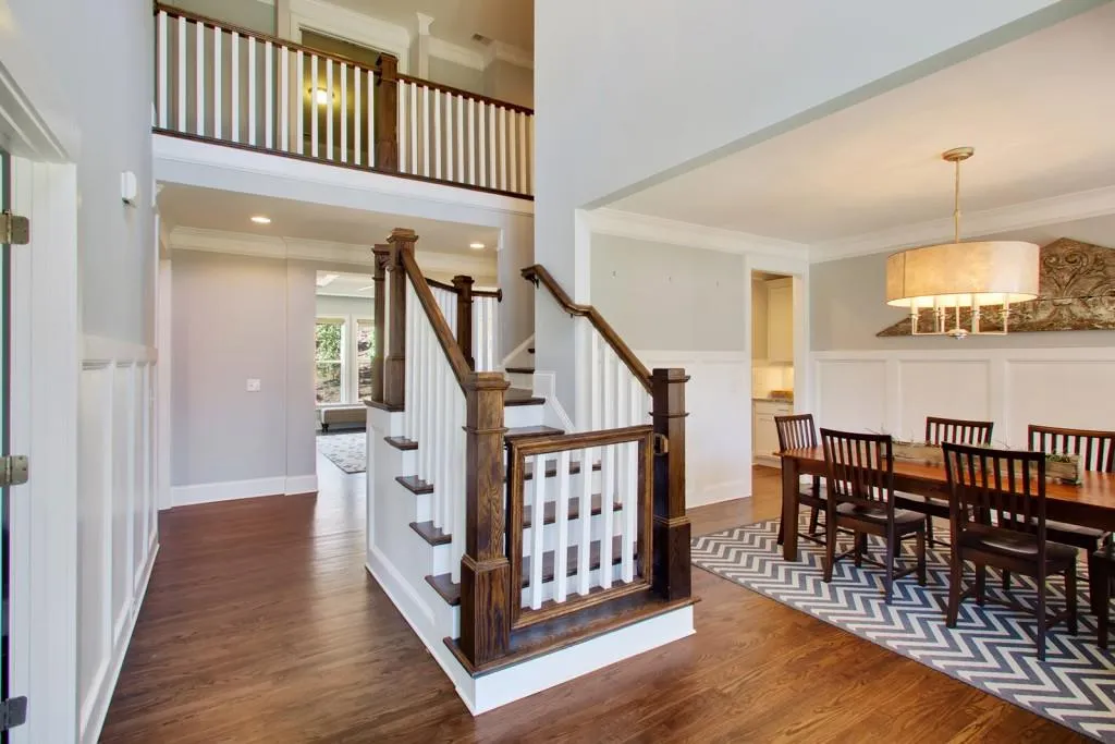 6440 Bridgewood Valley Road, Sandy Springs, Georgia 30328, 5 Bedrooms Bedrooms, ,4 BathroomsBathrooms,Residential,Sold,6440 Bridgewood Valley Road,5674167