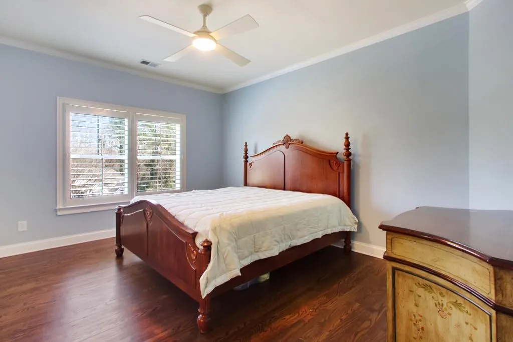 6440 Bridgewood Valley Road, Sandy Springs, Georgia 30328, 5 Bedrooms Bedrooms, ,4 BathroomsBathrooms,Residential,Sold,6440 Bridgewood Valley Road,5674167