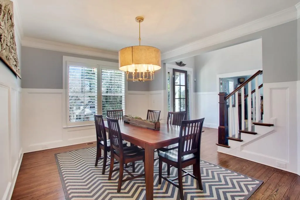 6440 Bridgewood Valley Road, Sandy Springs, Georgia 30328, 5 Bedrooms Bedrooms, ,4 BathroomsBathrooms,Residential,Sold,6440 Bridgewood Valley Road,5674167