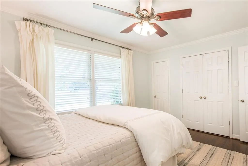 565 Windsor Parkway, Atlanta, Georgia 30342, 3 Bedrooms Bedrooms, ,2 BathroomsBathrooms,Residential,Sold,565 Windsor Parkway,7036609