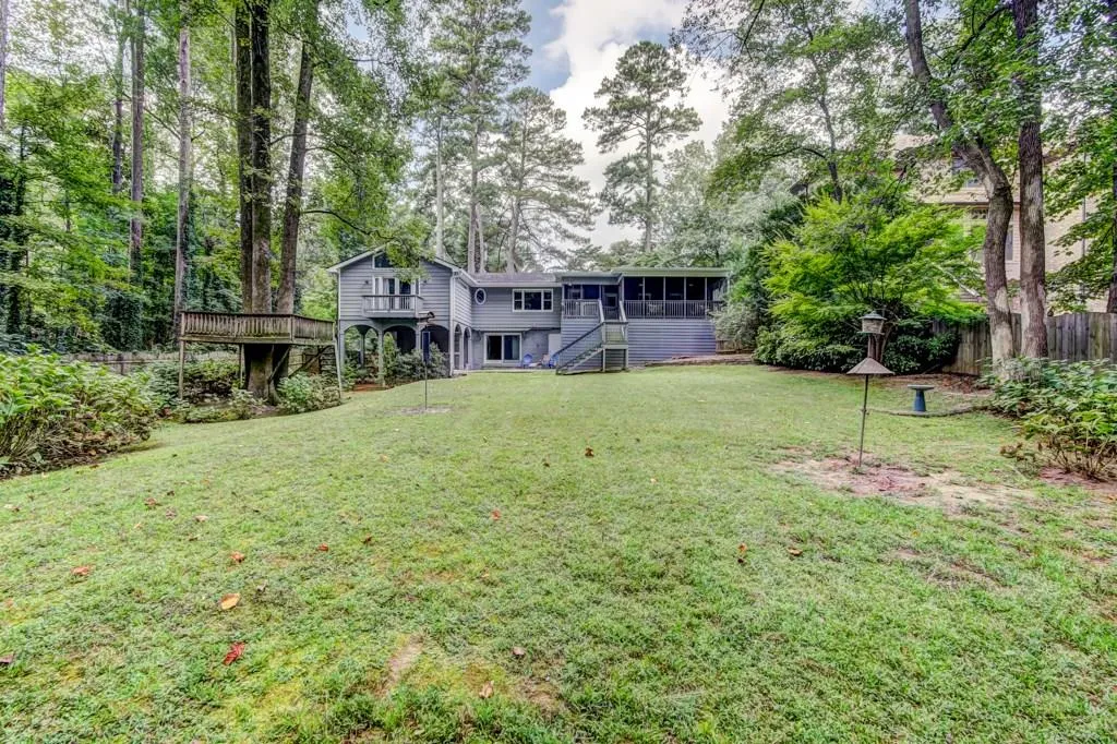 6275 Hunting Creek Road, Sandy Springs, Georgia 30328, 4 Bedrooms Bedrooms, ,3 BathroomsBathrooms,Residential,Sold,6275 Hunting Creek Road,6071610