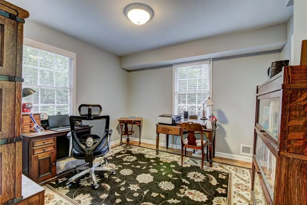6275 Hunting Creek Road, Sandy Springs, Georgia 30328, 4 Bedrooms Bedrooms, ,3 BathroomsBathrooms,Residential,Sold,6275 Hunting Creek Road,6071610