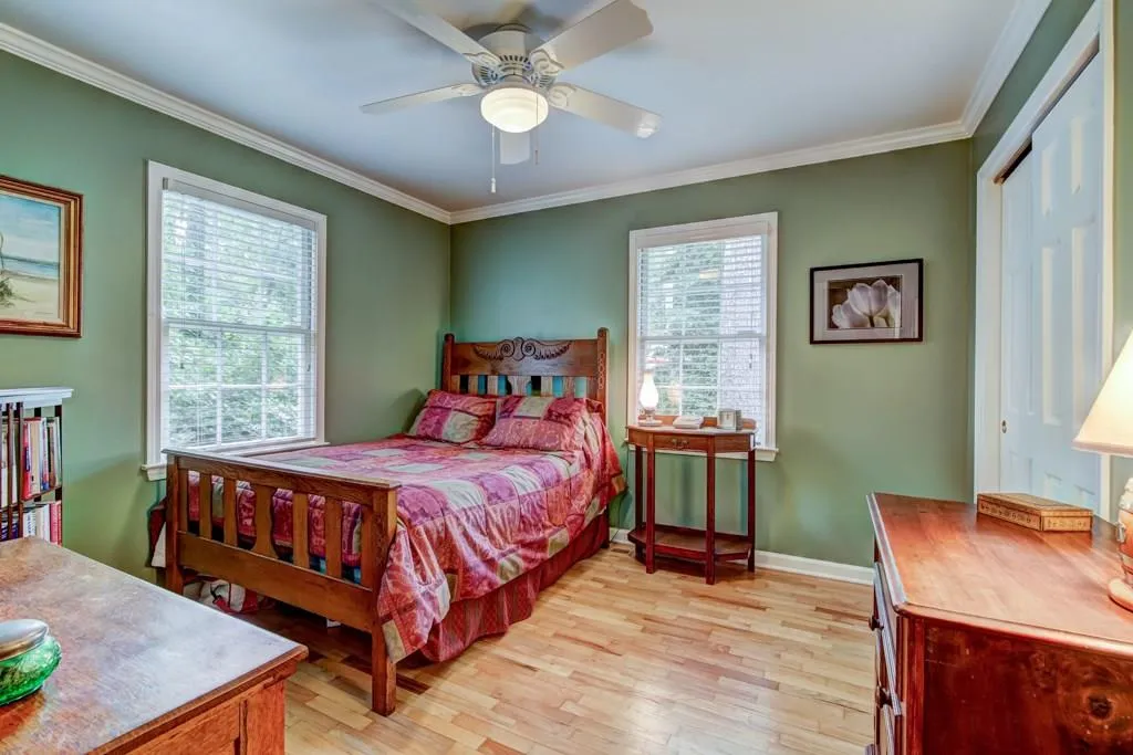 6275 Hunting Creek Road, Sandy Springs, Georgia 30328, 4 Bedrooms Bedrooms, ,3 BathroomsBathrooms,Residential,Sold,6275 Hunting Creek Road,6071610