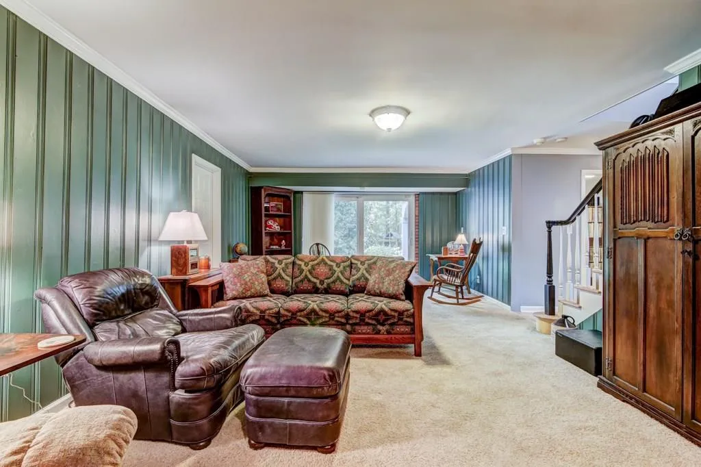 6275 Hunting Creek Road, Sandy Springs, Georgia 30328, 4 Bedrooms Bedrooms, ,3 BathroomsBathrooms,Residential,Sold,6275 Hunting Creek Road,6071610