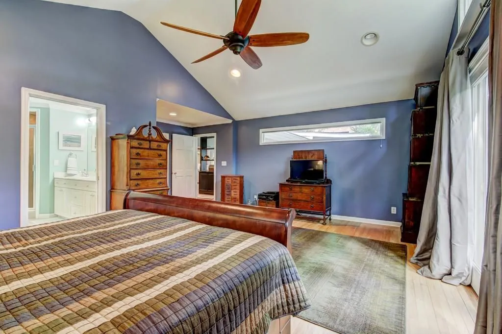 6275 Hunting Creek Road, Sandy Springs, Georgia 30328, 4 Bedrooms Bedrooms, ,3 BathroomsBathrooms,Residential,Sold,6275 Hunting Creek Road,6071610