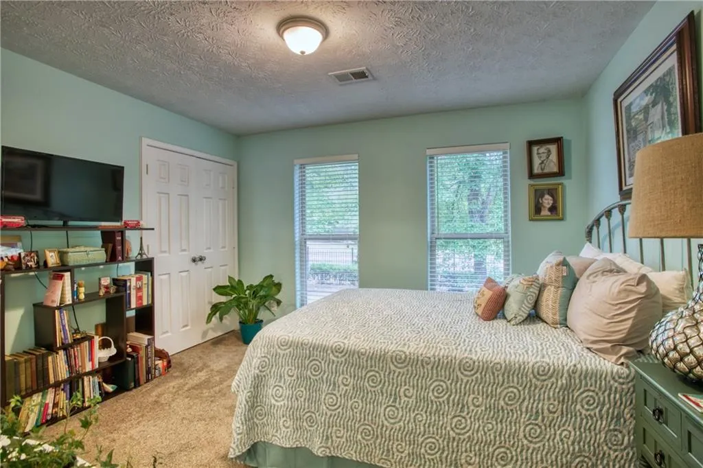 145 N River Drive Unit C, Sandy Springs, Georgia 30350, 2 Bedrooms Bedrooms, ,2 BathroomsBathrooms,Residential,Sold,145 N River Drive Unit C,6876153