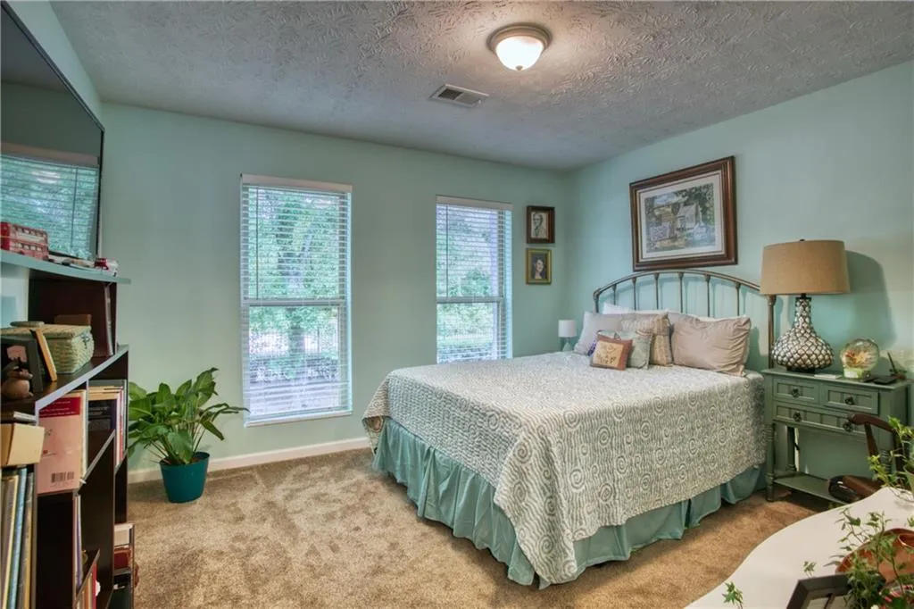 145 N River Drive Unit C, Sandy Springs, Georgia 30350, 2 Bedrooms Bedrooms, ,2 BathroomsBathrooms,Residential,Sold,145 N River Drive Unit C,6876153