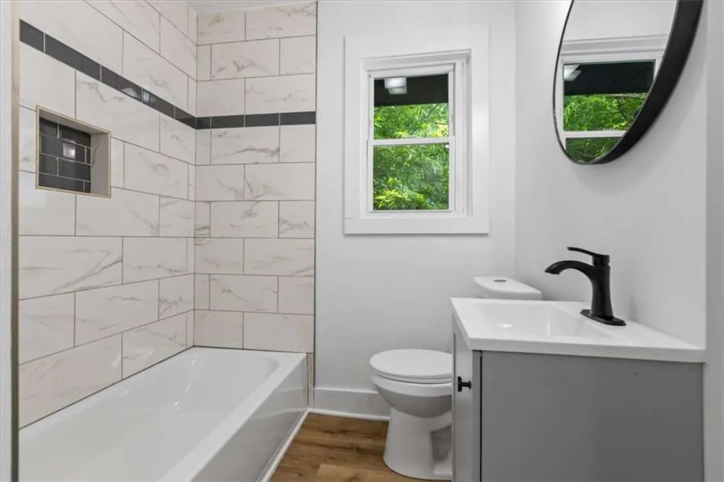 1400 North Avenue Nw, Atlanta, Georgia 30318, 3 Bedrooms Bedrooms, ,2 BathroomsBathrooms,Residential,For Sale,1400 North Avenue Nw,7624719