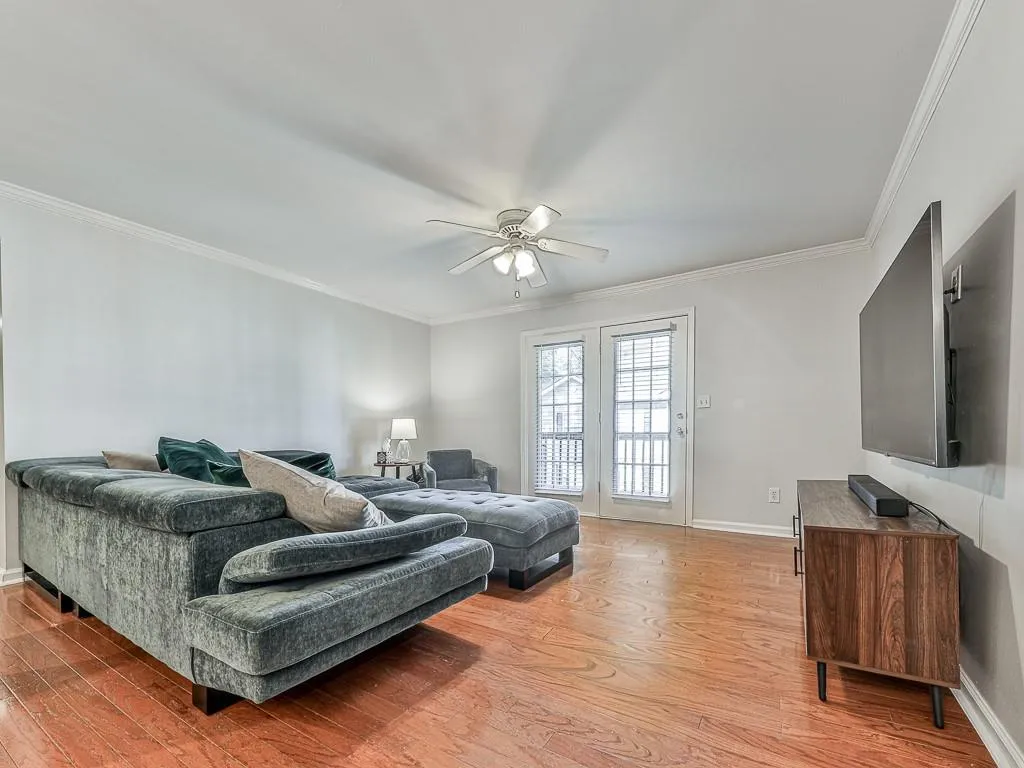 1708 Brighton Point, Atlanta, Georgia 30328, 3 Bedrooms Bedrooms, ,2 BathroomsBathrooms,Residential,For Sale,1708 Brighton Point,7719172