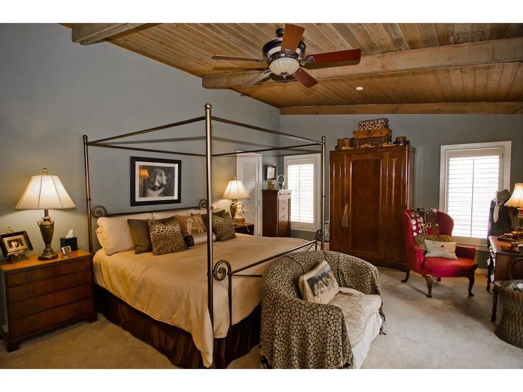 301 Londonberry Road, Atlanta, Georgia 30327, 4 Bedrooms Bedrooms, ,4 BathroomsBathrooms,Residential,Sold,301 Londonberry Road,5646074