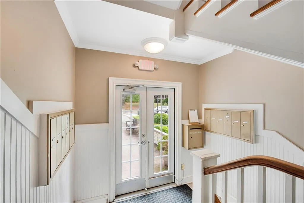 25 Sheridan Drive Ne Unit 5, Atlanta, Georgia 30305, 1 Bedroom Bedrooms, ,1 BathroomBathrooms,Residential,For Sale,25 Sheridan Drive Ne Unit 5,7659216