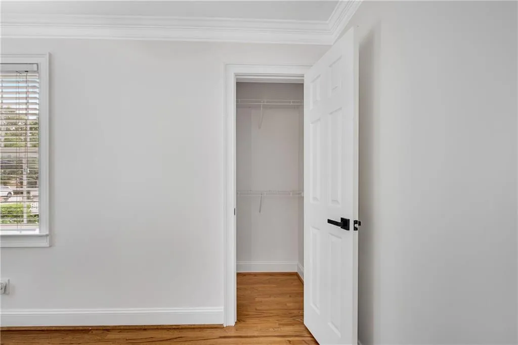 25 Sheridan Drive Ne Unit 5, Atlanta, Georgia 30305, 1 Bedroom Bedrooms, ,1 BathroomBathrooms,Residential,For Sale,25 Sheridan Drive Ne Unit 5,7659216