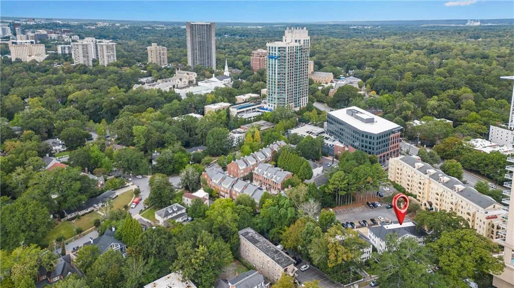 25 Sheridan Drive Ne Unit 5, Atlanta, Georgia 30305, 1 Bedroom Bedrooms, ,1 BathroomBathrooms,Residential,For Sale,25 Sheridan Drive Ne Unit 5,7659216