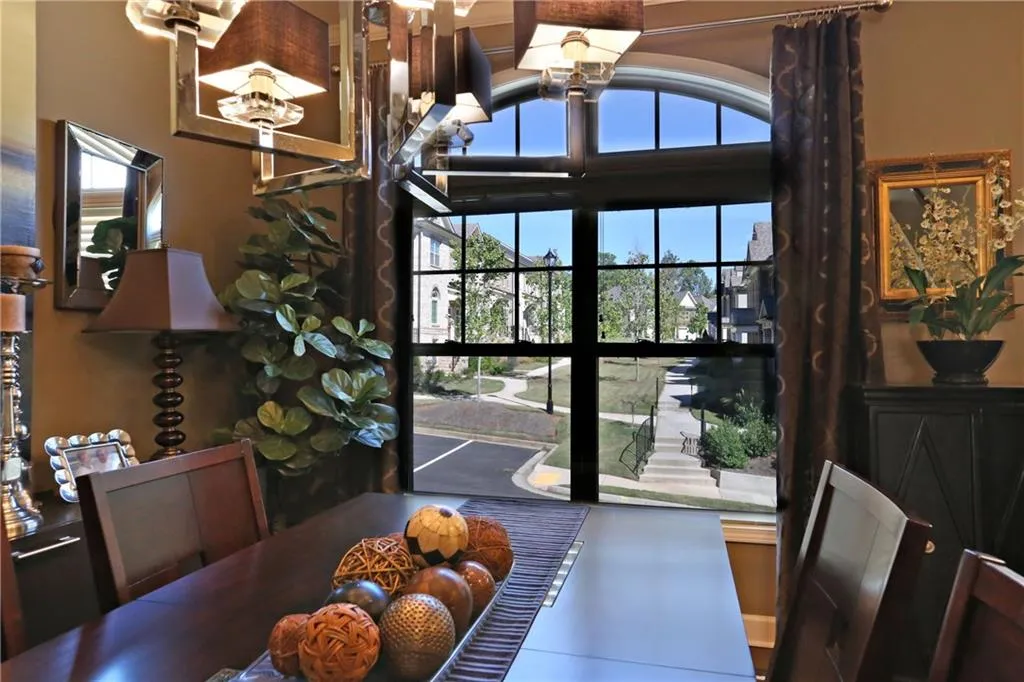 7585 Highland Bluff, Atlanta, Georgia 30328, 3 Bedrooms Bedrooms, ,3 BathroomsBathrooms,Residential,Sold,7585 Highland Bluff,5604770