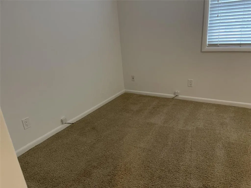 6900 Roswell Road Unit C4, Atlanta, Georgia 30328, 2 Bedrooms Bedrooms, ,2 BathroomsBathrooms,Residential,Sold,6900 Roswell Road Unit C4,7158550