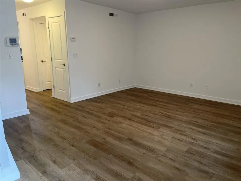 6900 Roswell Road Unit C4, Atlanta, Georgia 30328, 2 Bedrooms Bedrooms, ,2 BathroomsBathrooms,Residential,Sold,6900 Roswell Road Unit C4,7158550