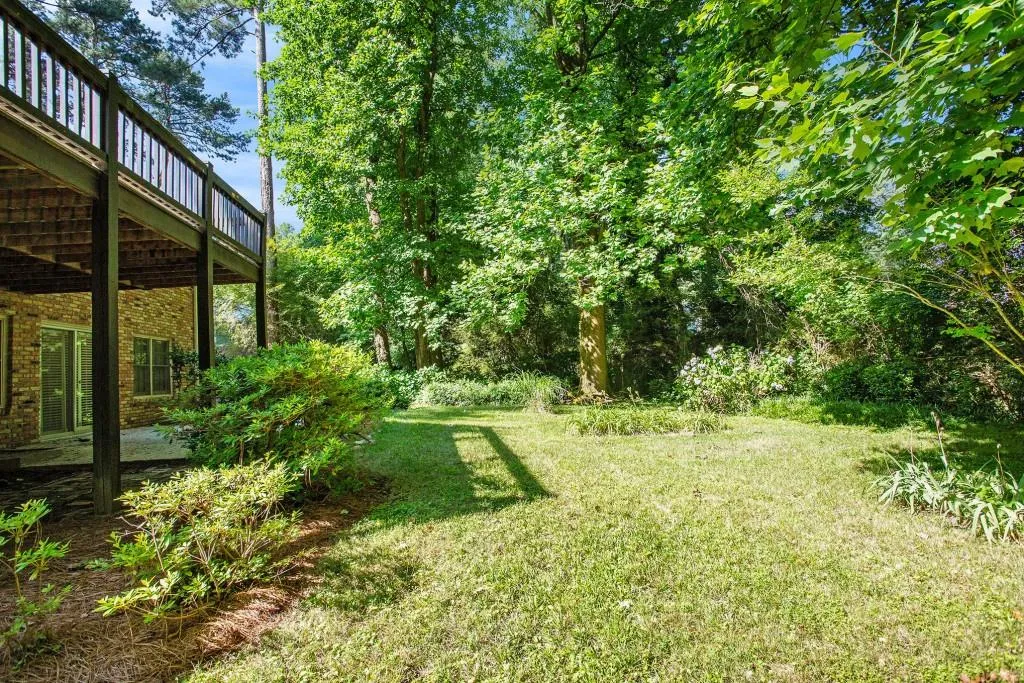 6520 Wright Circle, Sandy Springs, Georgia 30328, 4 Bedrooms Bedrooms, ,3 BathroomsBathrooms,Residential,Sold,6520 Wright Circle,7071394